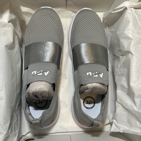 APL: Athletic Propulsion Labs TechLoom Bliss Running Sneakers - Picture 7 of 16